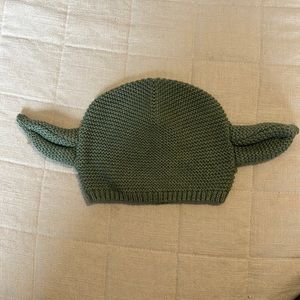 Gap Baby Yoda Hat